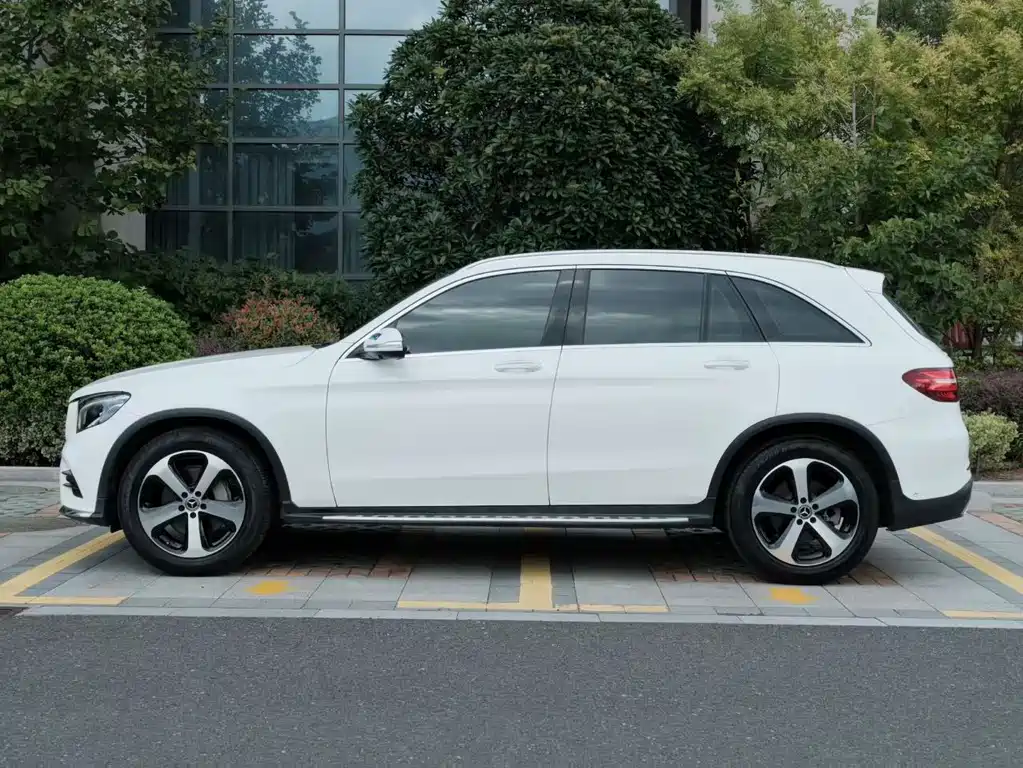 Mercedes-Benz GLC — миниатюра 3