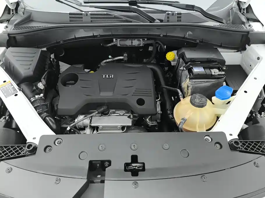 Roewe RX5 — миниатюра 10