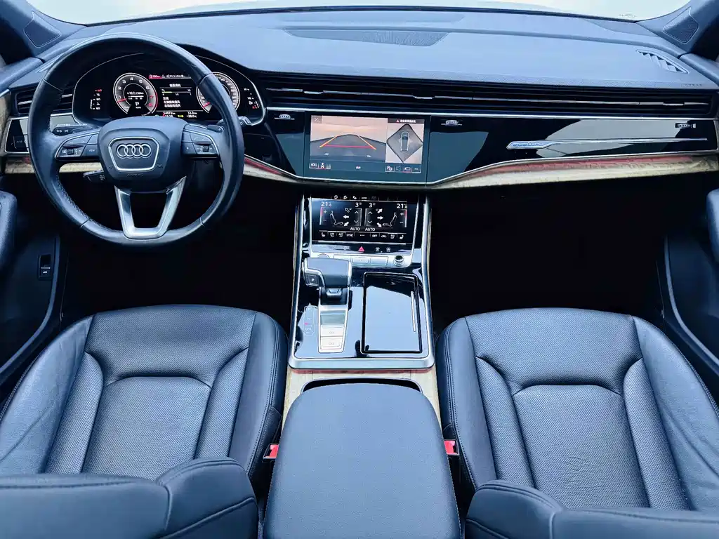 Audi Q7 — миниатюра 10