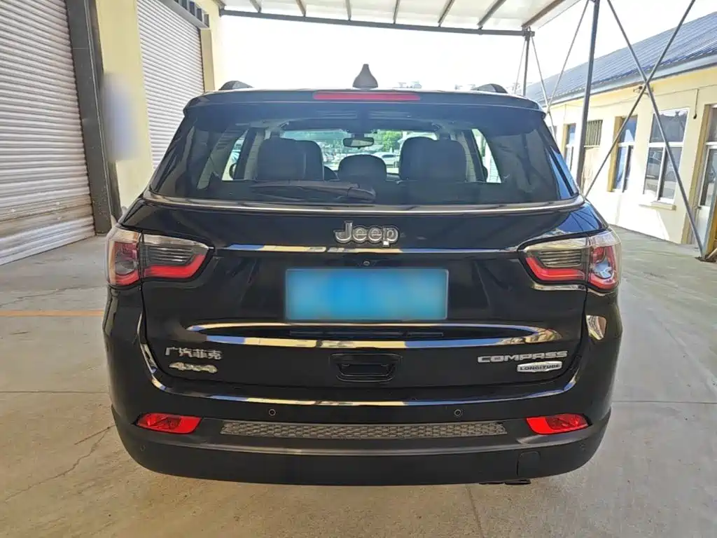 Jeep Compass — миниатюра 6