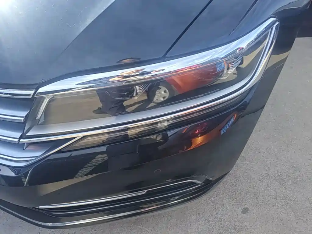 Volkswagen Phideon — миниатюра 24