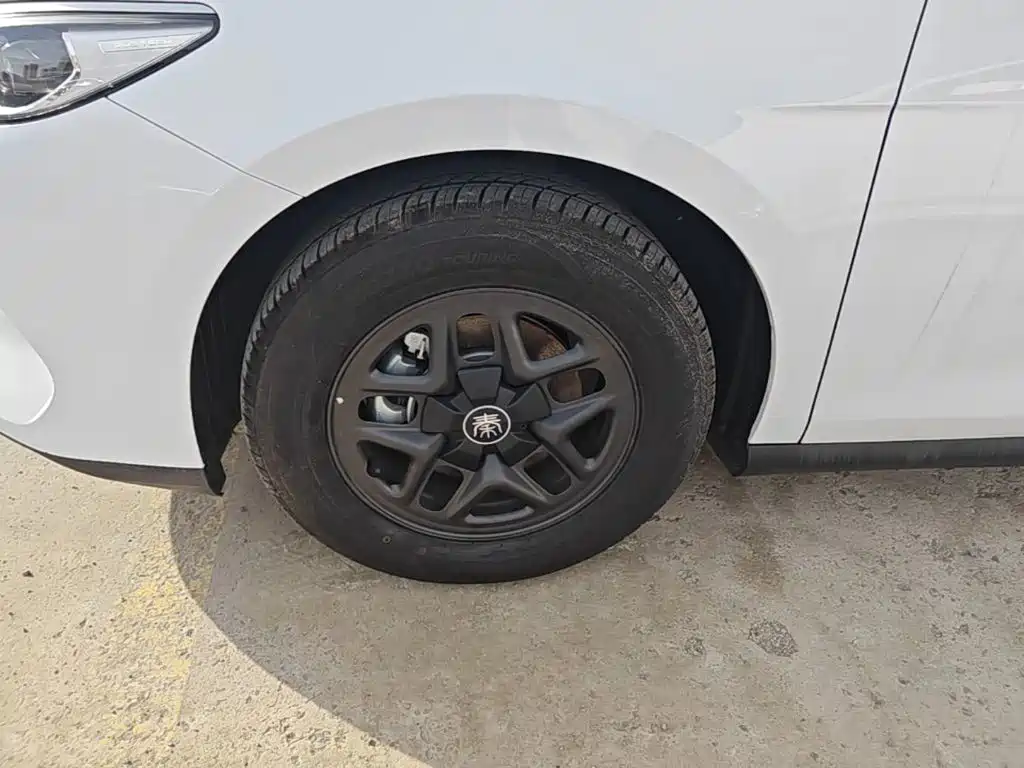 BYD Qin PLUS — миниатюра 23