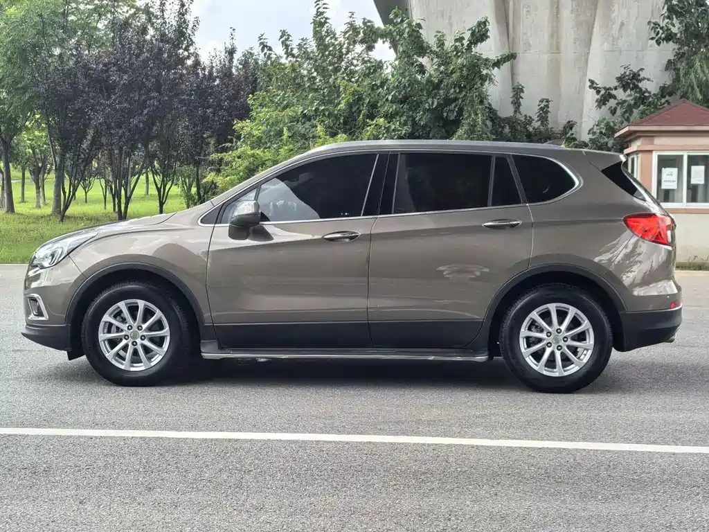 Buick Envision Plus — миниатюра 3