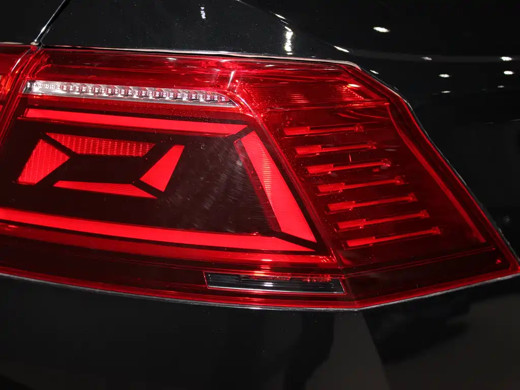 Volkswagen Magotan 2020 280TSI DSG Comfort