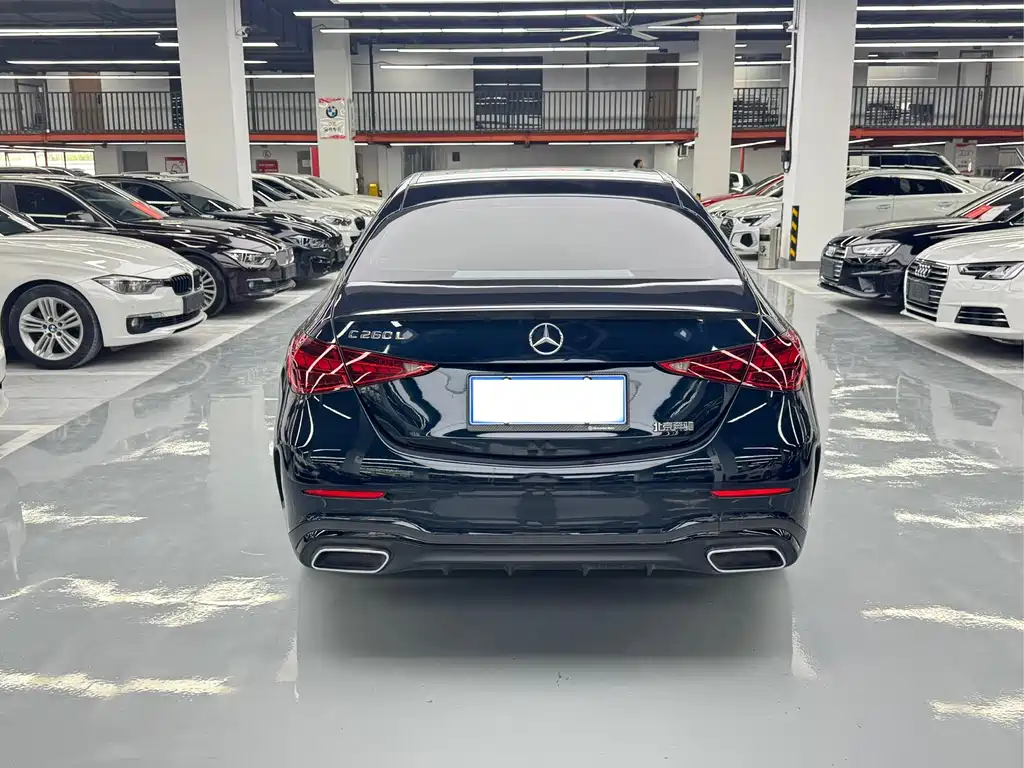 Mercedes-Benz C-Class — миниатюра 17