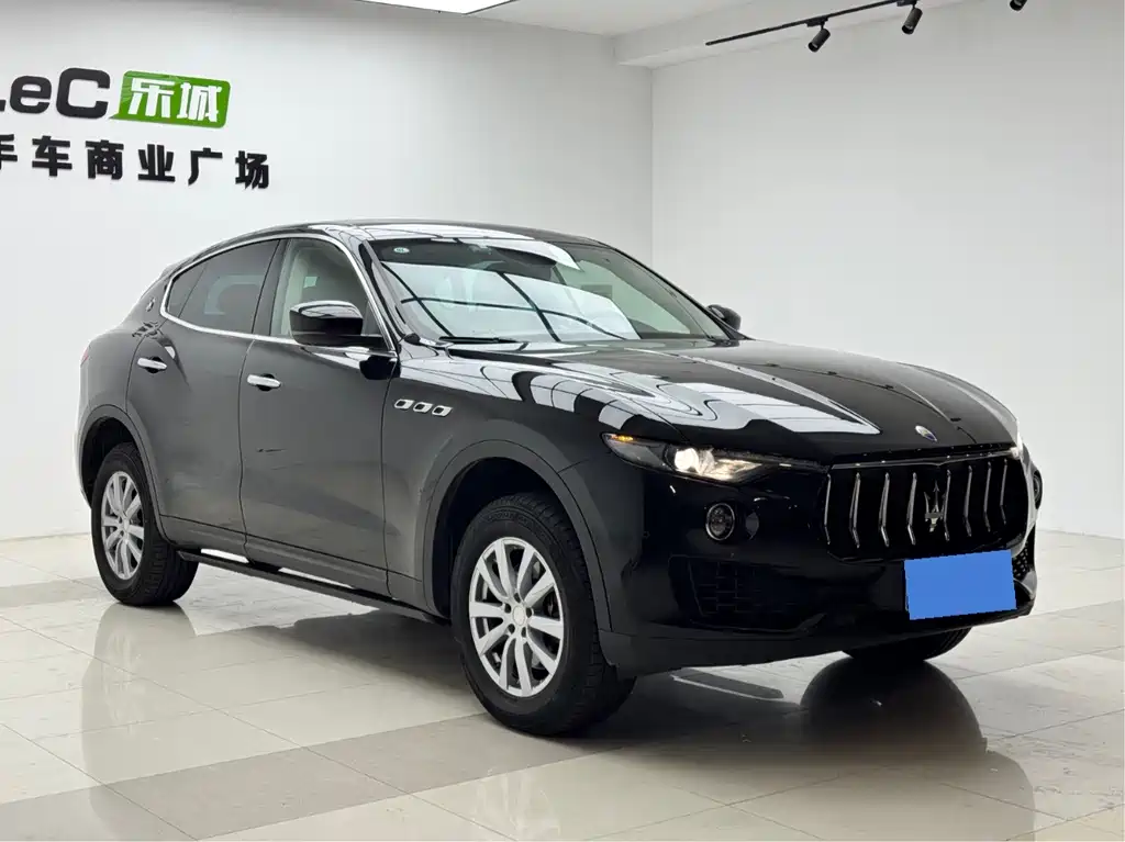 Maserati Levante — миниатюра 2