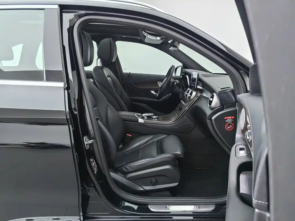 Mercedes-Benz GLC — миниатюра 23