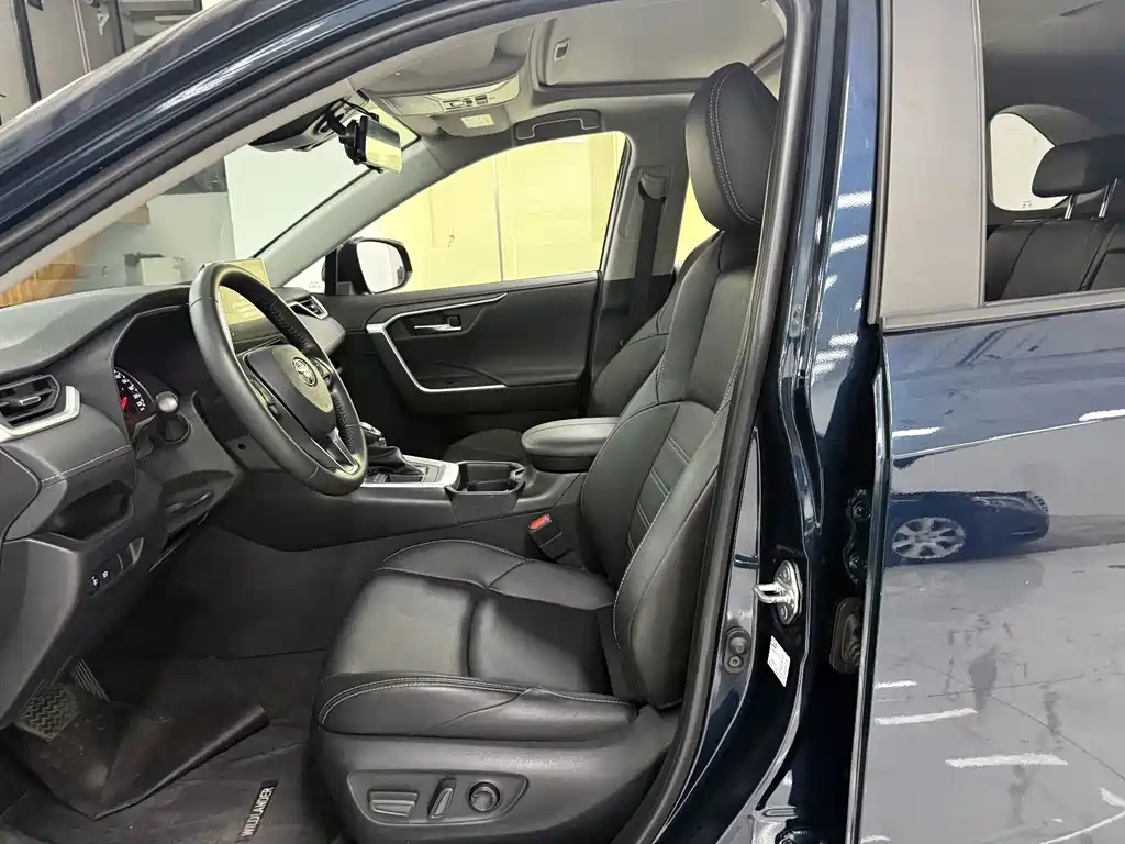 Toyota Wildlander — миниатюра 11