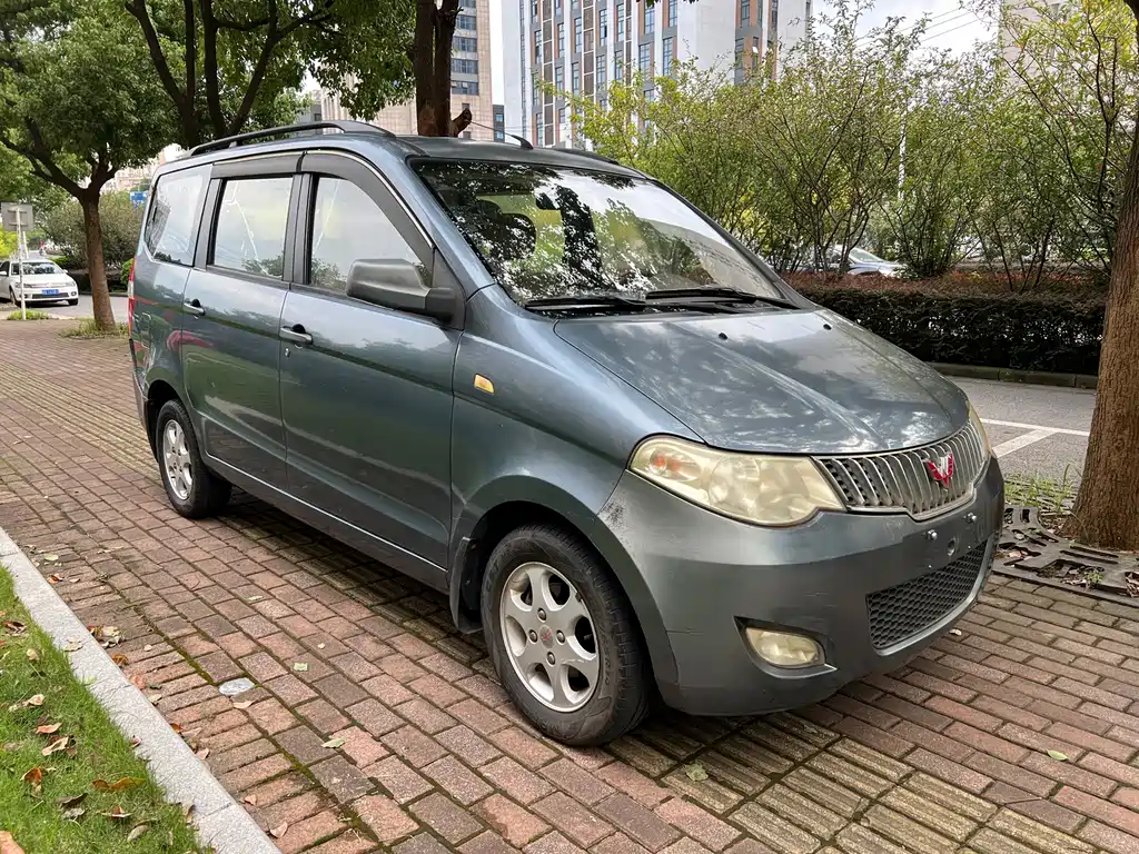 Wuling Hongguang — миниатюра 2