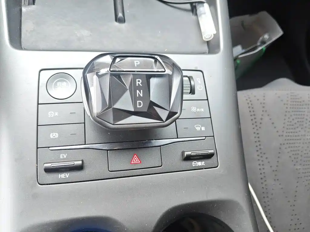 BYD Qin PLUS — миниатюра 10