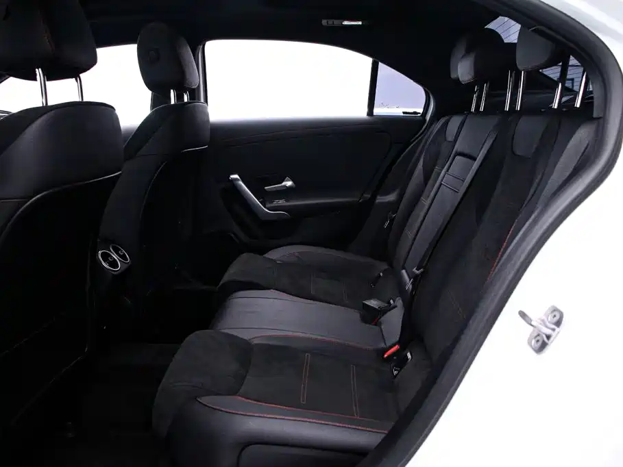 Mercedes-Benz A-Class — миниатюра 17