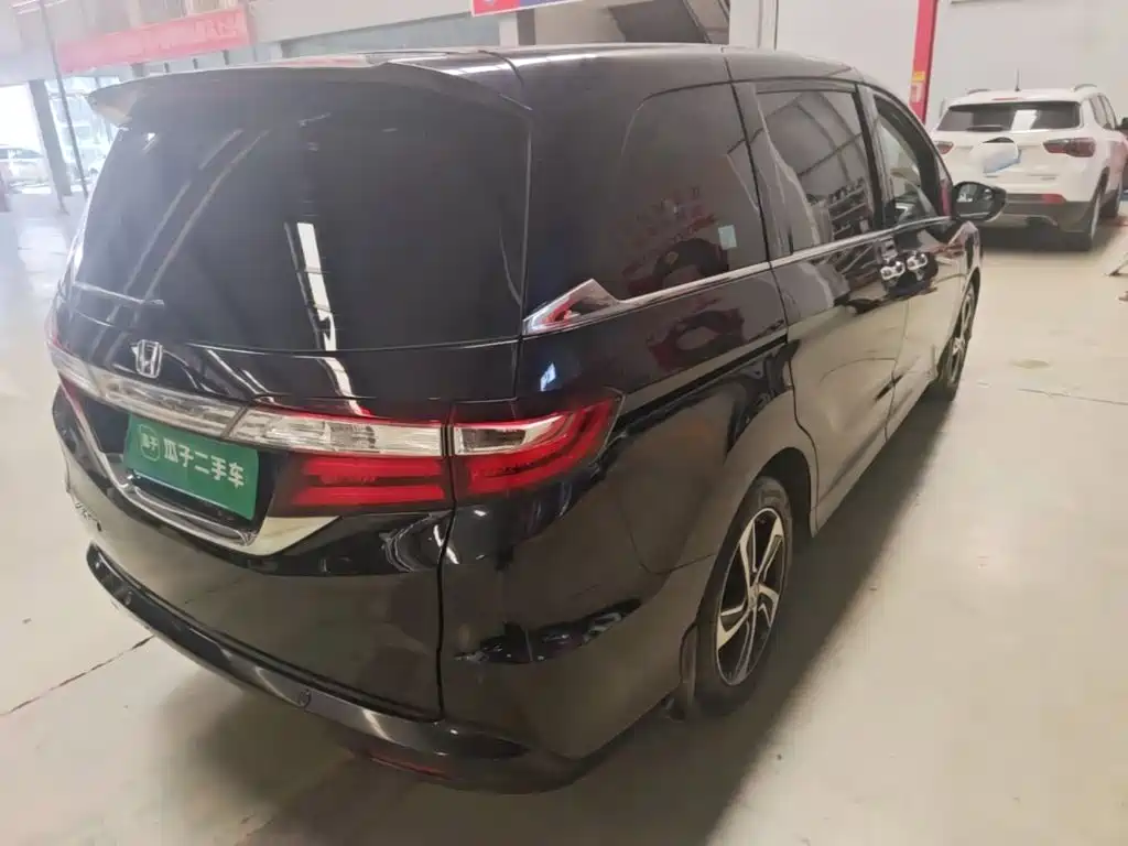 Honda Odyssey — миниатюра 7
