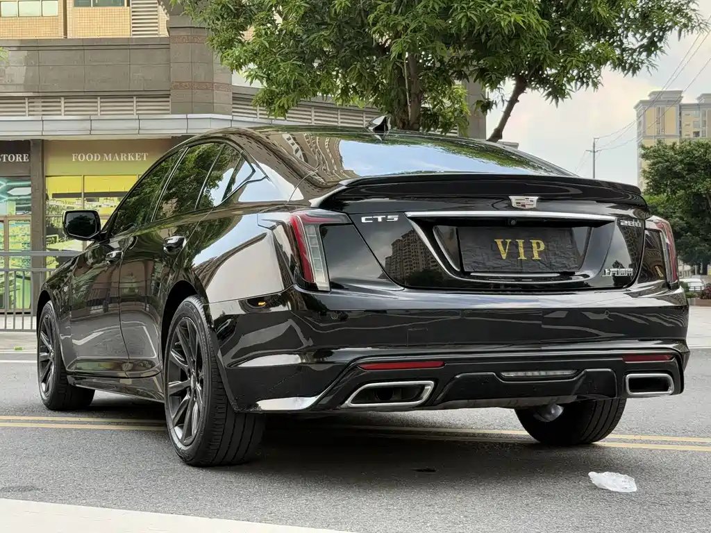 Cadillac CT5 — миниатюра 6