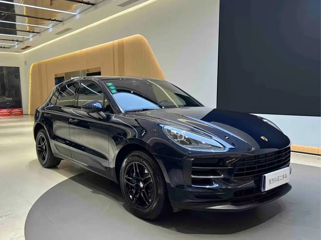 Porsche Macan — миниатюра 3