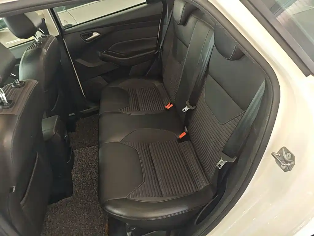 Ford Focus — миниатюра 17