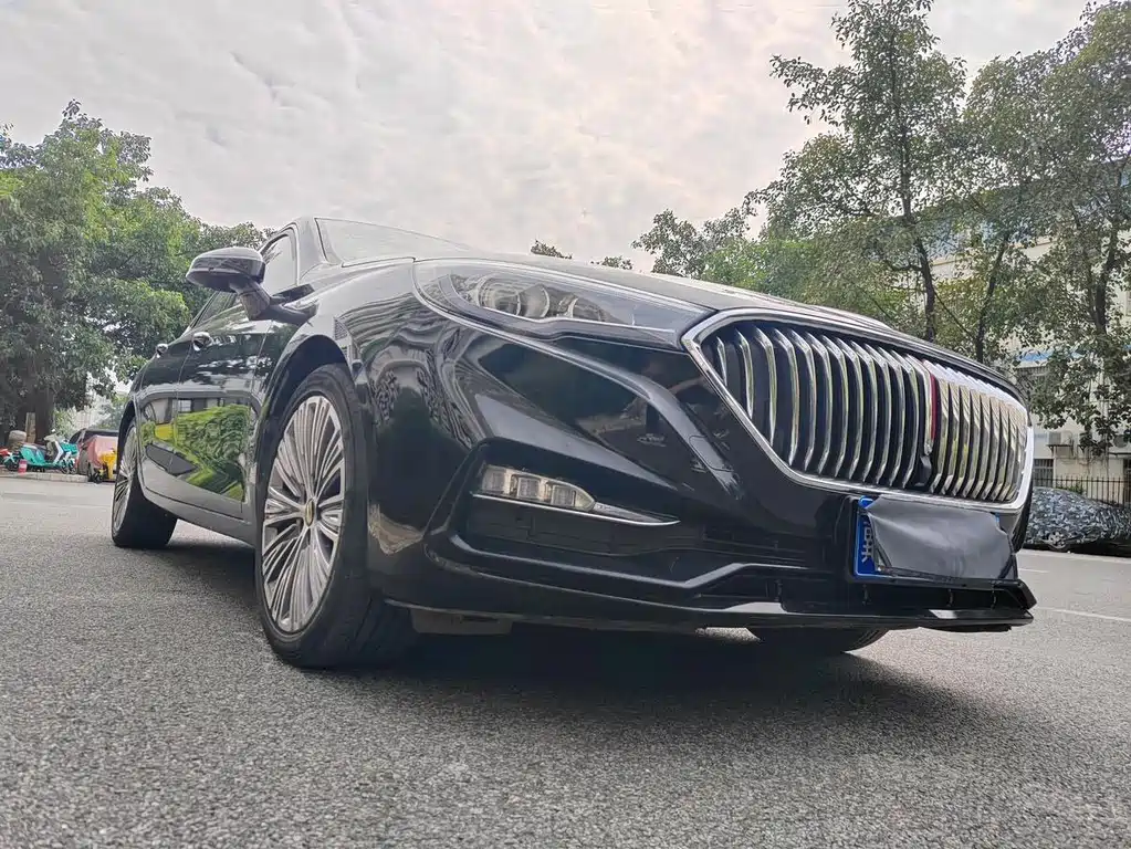 Hongqi Hongqi H5 — миниатюра 3