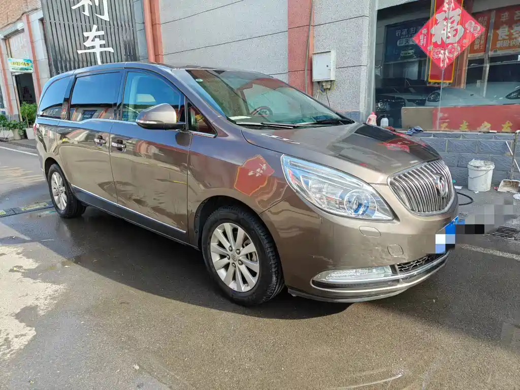 Buick GL8 — миниатюра 3