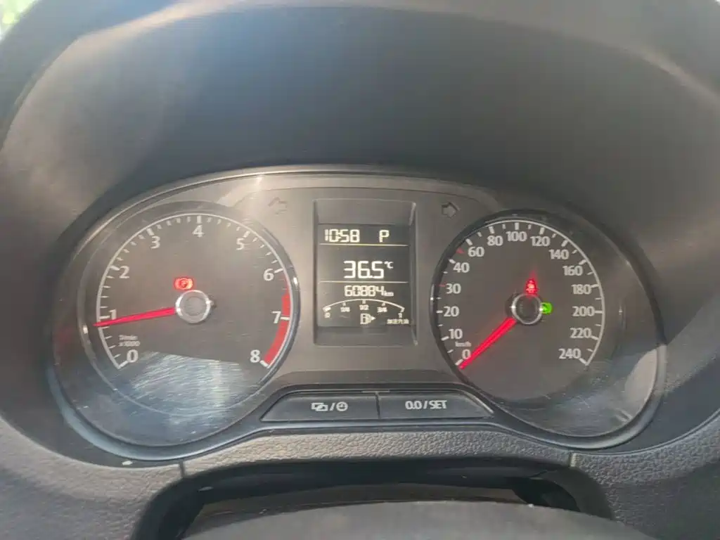 Volkswagen Polo — миниатюра 12