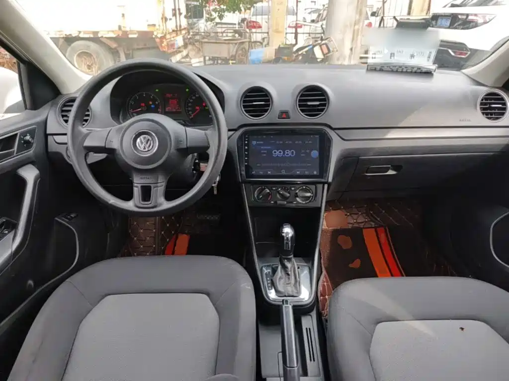 Volkswagen Jetta — миниатюра 10