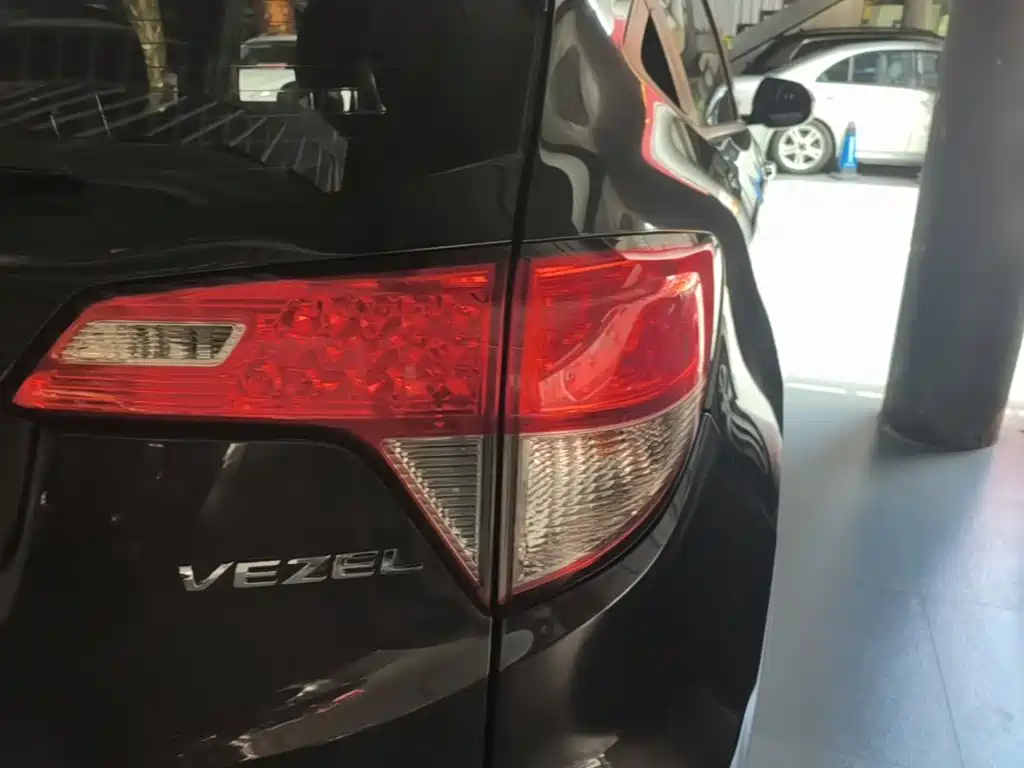 Honda Vezel — миниатюра 8