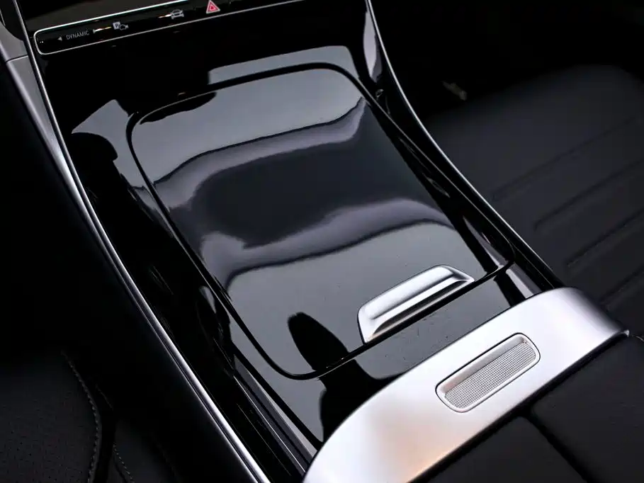 Mercedes-Benz C-Class — миниатюра 10