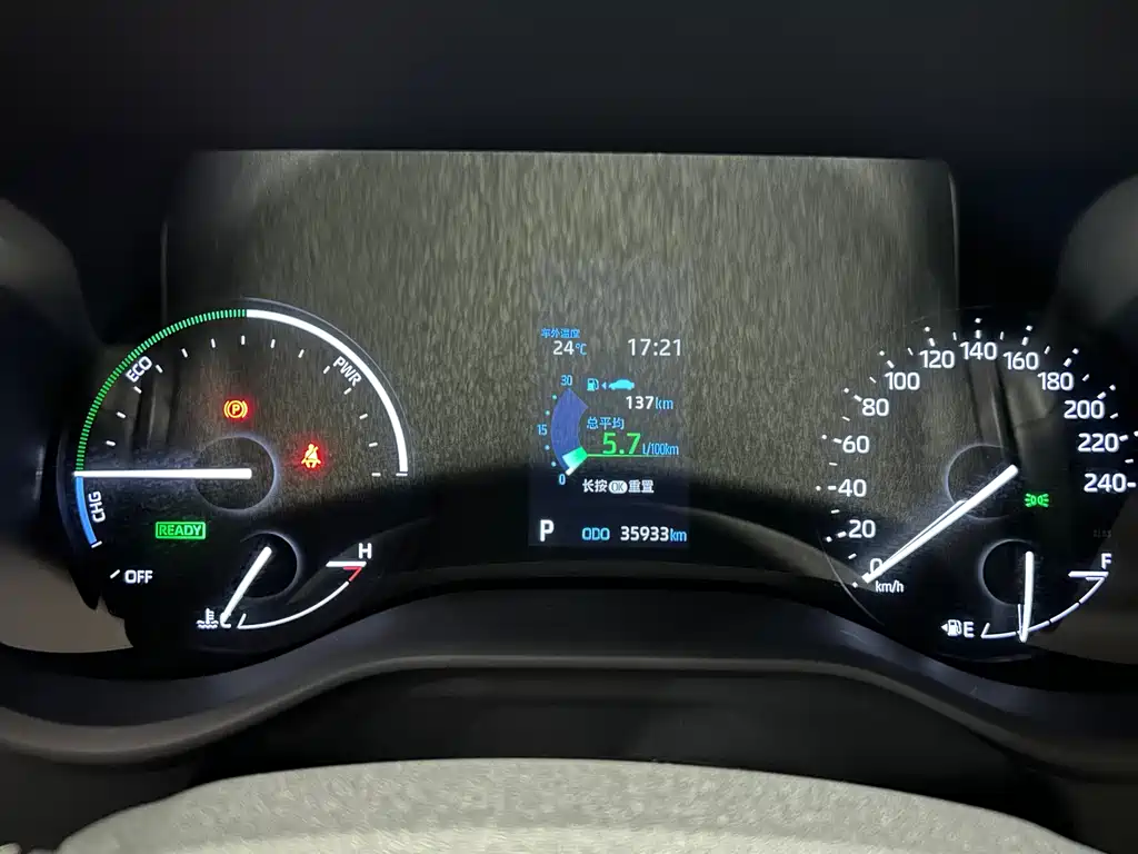 Toyota Sienna — миниатюра 12