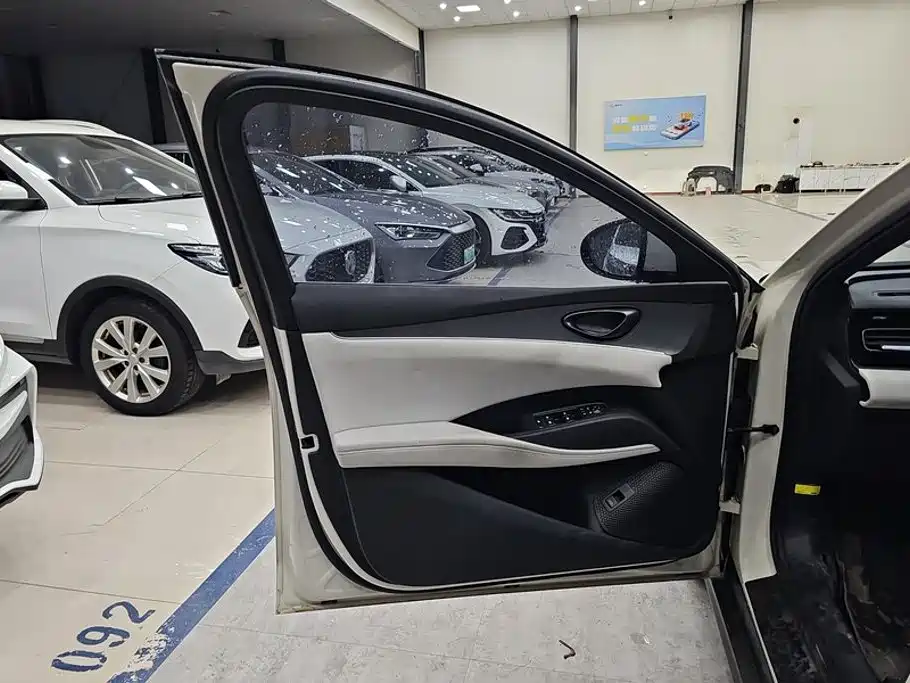 BYD Seal 06 — миниатюра 7