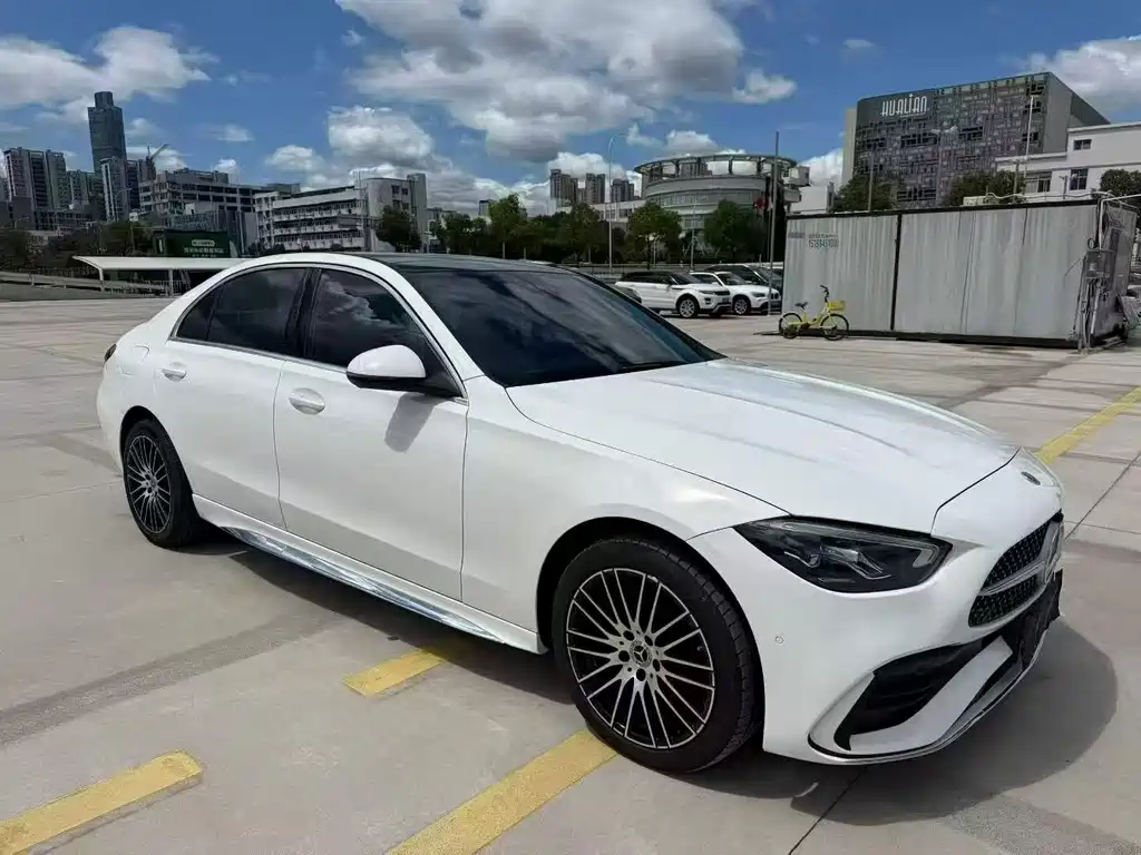Mercedes-Benz C-Class — миниатюра 6