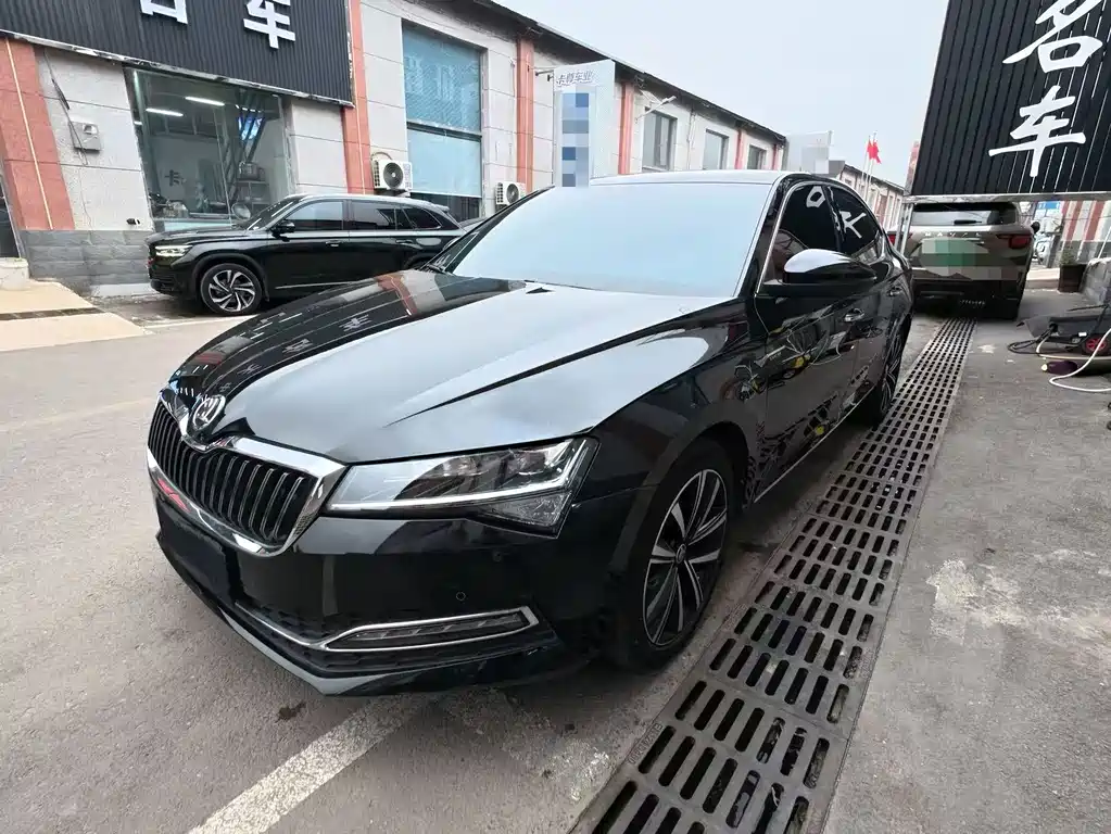 Skoda Superb