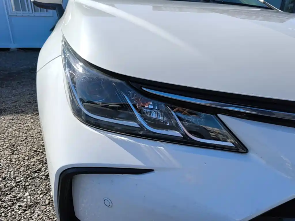 Toyota Corolla — миниатюра 11