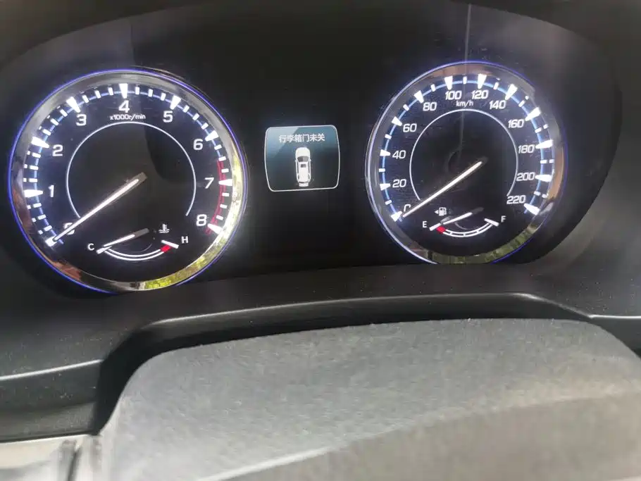 Changan CS95 — миниатюра 14