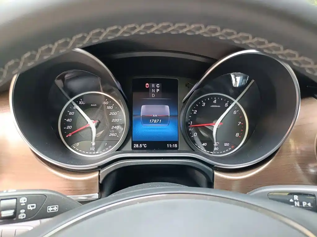 Mercedes-Benz V-Class — миниатюра 4