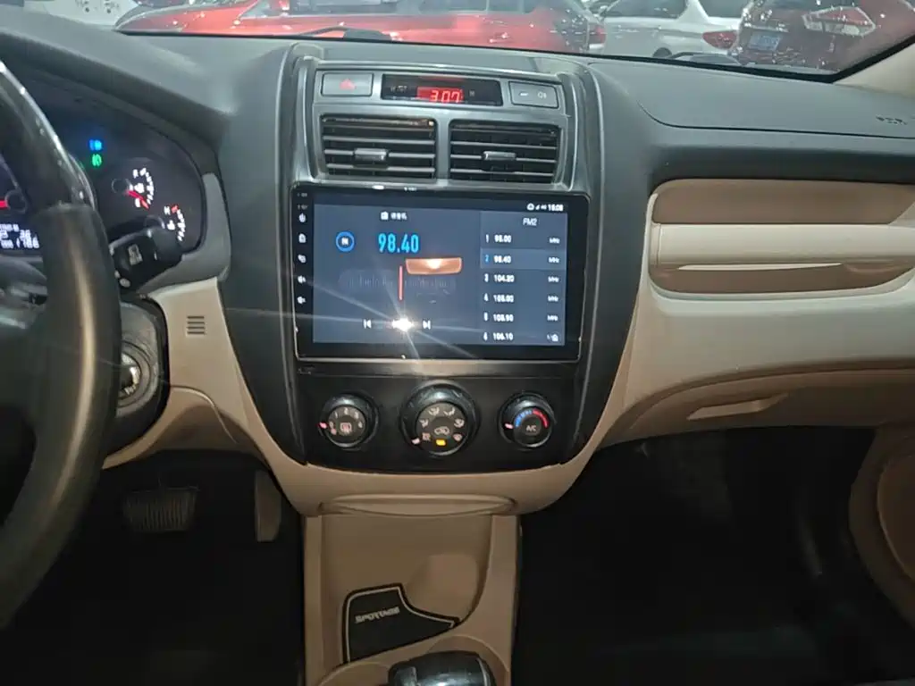 Kia Sportage — миниатюра 13