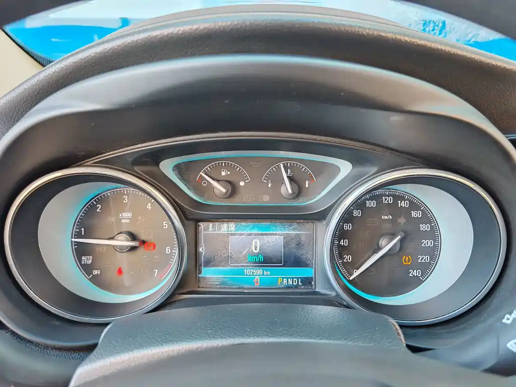 Buick Envision Plus — миниатюра 11