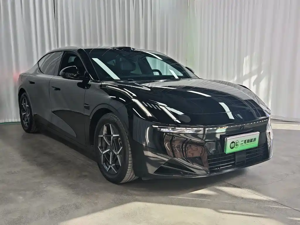 Lynk & Co 10 — миниатюра 3