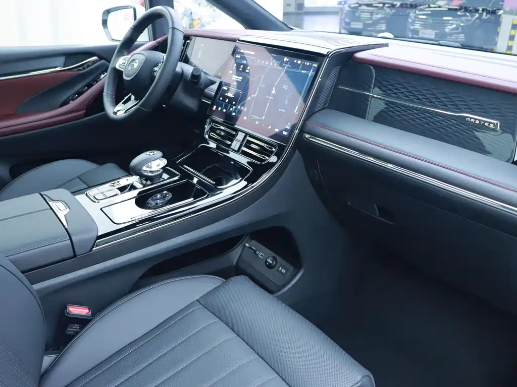 GAC Motor M8 Grandmaster Series 400T Supreme Edition, фото 8