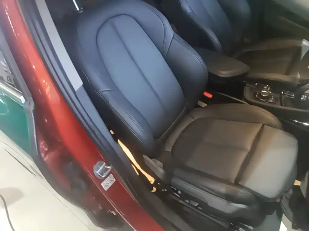 BMW X2 (Import) — миниатюра 25