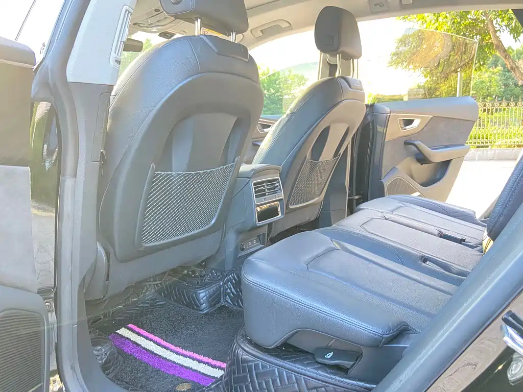 Audi Q8 2022 45 TFSI