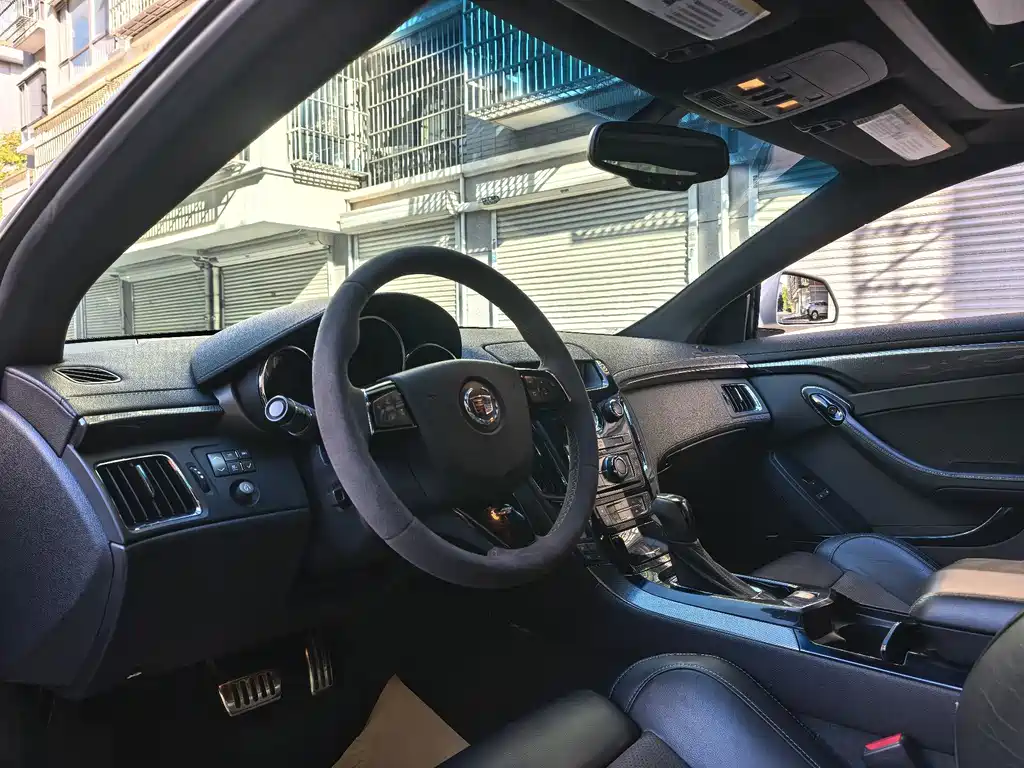 Cadillac CTS — миниатюра 13