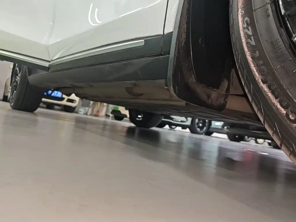 BYD Tang New Energy — миниатюра 21