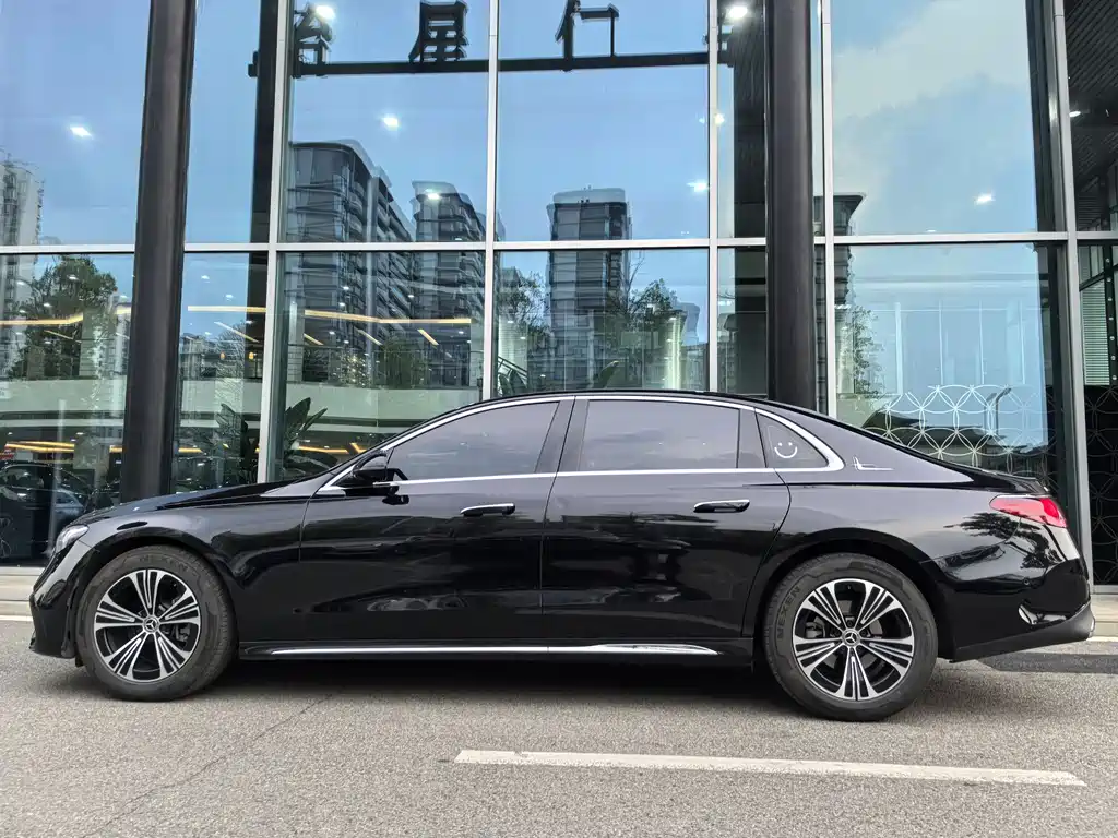 Mercedes-Benz E-Class E 2025 E 260 L Sport