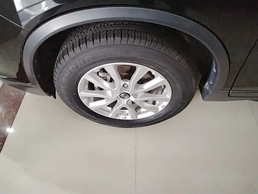 Nissan X-Trail — миниатюра 23
