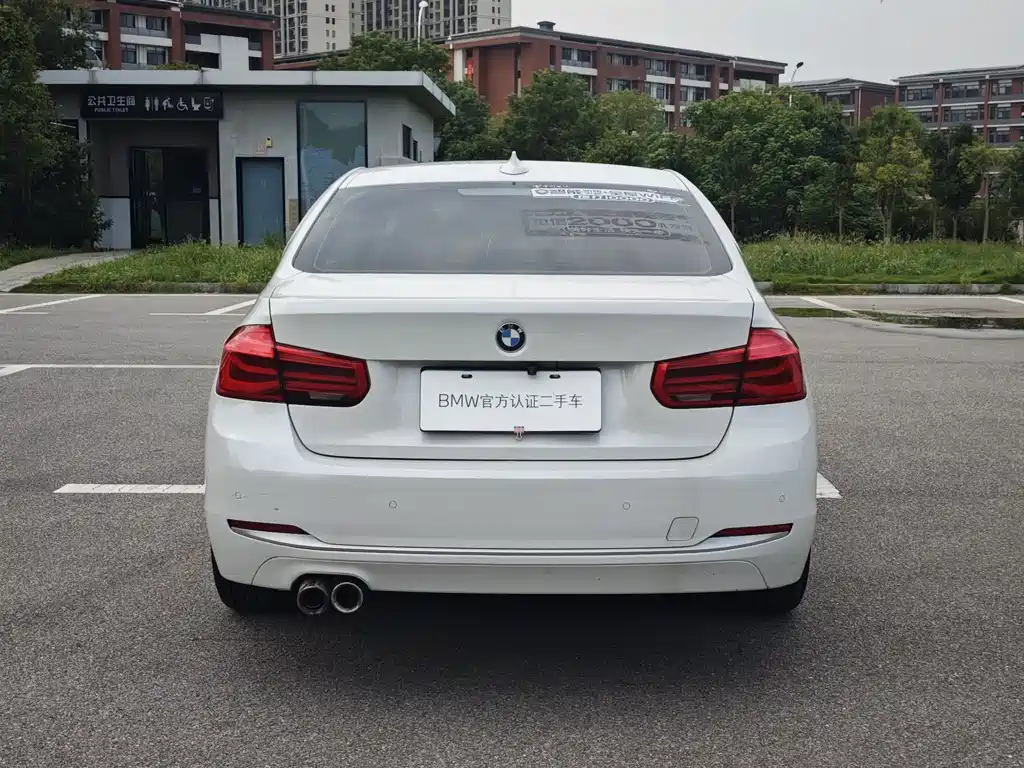 BMW 3 Series — миниатюра 11