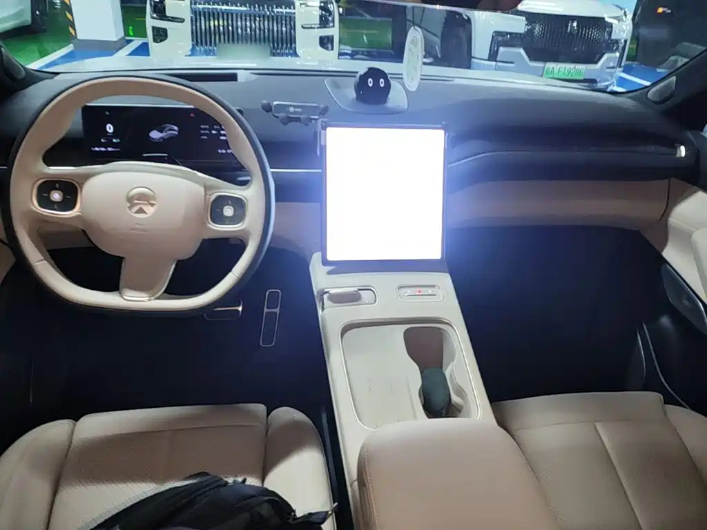 NIO EC7 — миниатюра 10