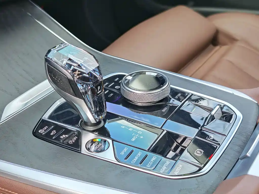 BMW X7 — миниатюра 8