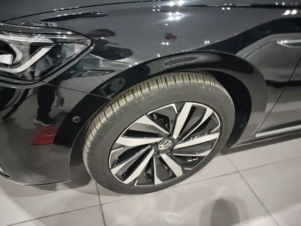 Volkswagen Passat — миниатюра 23