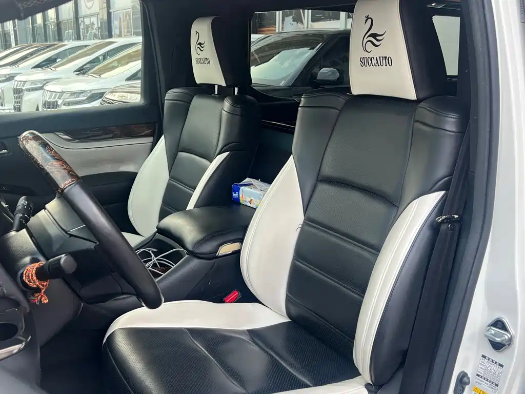 Toyota Alphard 2018 3.5L Luxury