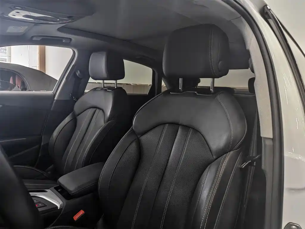Audi A4L — миниатюра 7