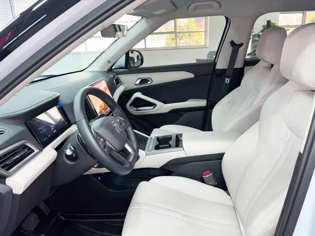 BYD Yuan UP — миниатюра 25
