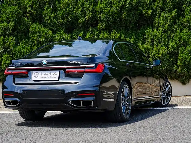 BMW 7 Series 7 2018 740Li xDrive Premium M Sport